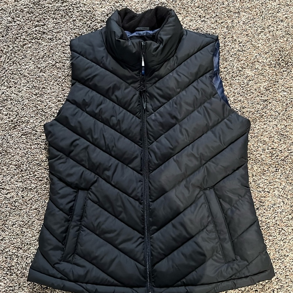 Back puffer vest